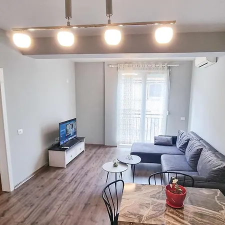 New Bazaar 1bd Modern Apartment Tirana