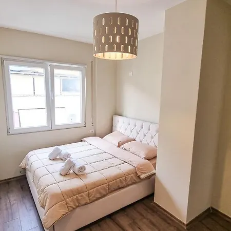 New Bazaar 1bd Modern Tirana